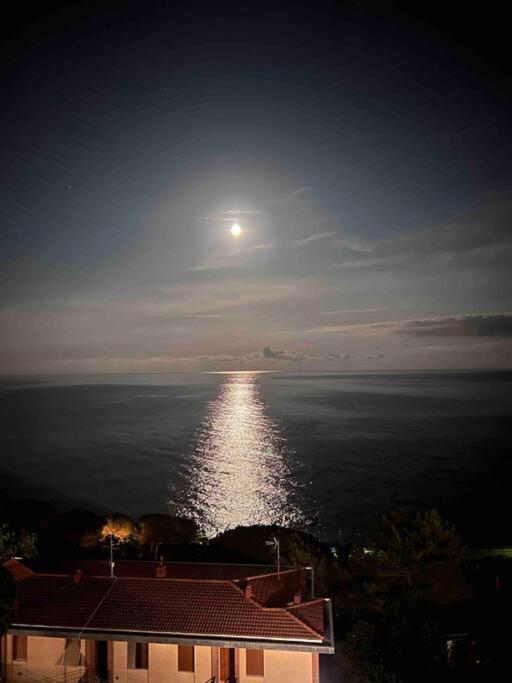 Silenzio E Relax Fronte Mare A Varazze Dış mekan fotoğraf